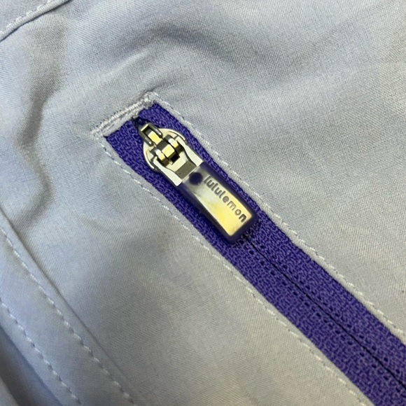 (8) Lululemon Sky Blue Hotty Hot Short 4” - Picture 4 of 4